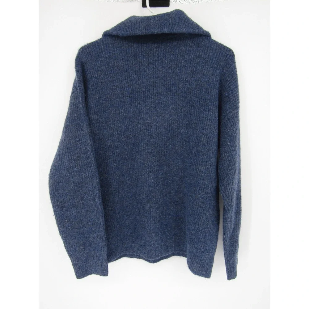 Sage blue ribbed
